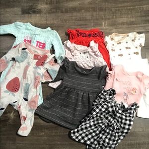 ❌SOLD❌10 Pc. Mixed Baby girl clothes 0-3 months